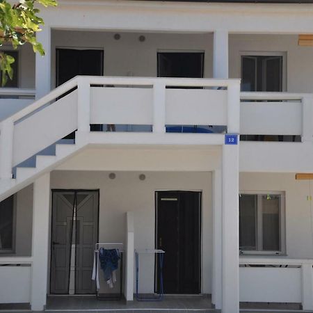 Apartments Istuk Vir Exterior foto
